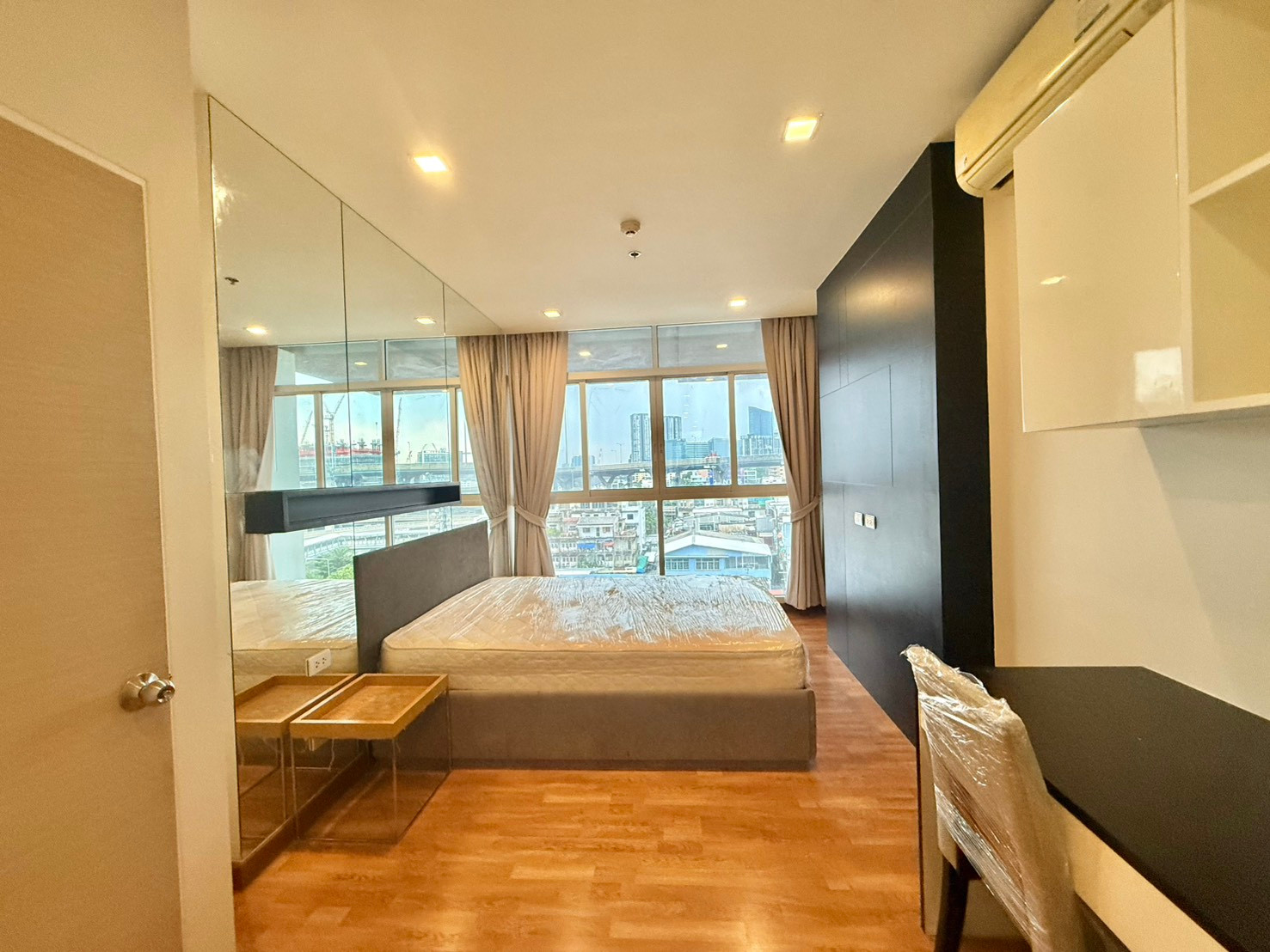 🔥 Hot deal! For rent and sale 🔥 🏙️ For rent and sale | THE COAST BANGNA – TOWER B ✨ Beautiful room, high floor, ready to move in immediately! ✨
