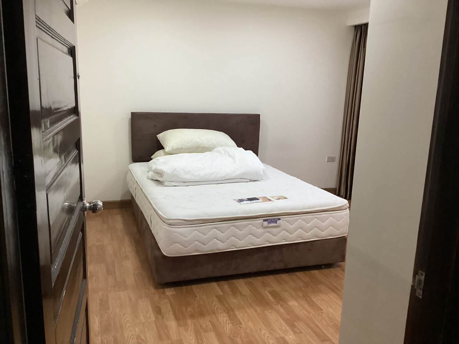 คอนโดให้เช่า: Beverly Hills Ekkamai MK-02 | Line: @livingbkk