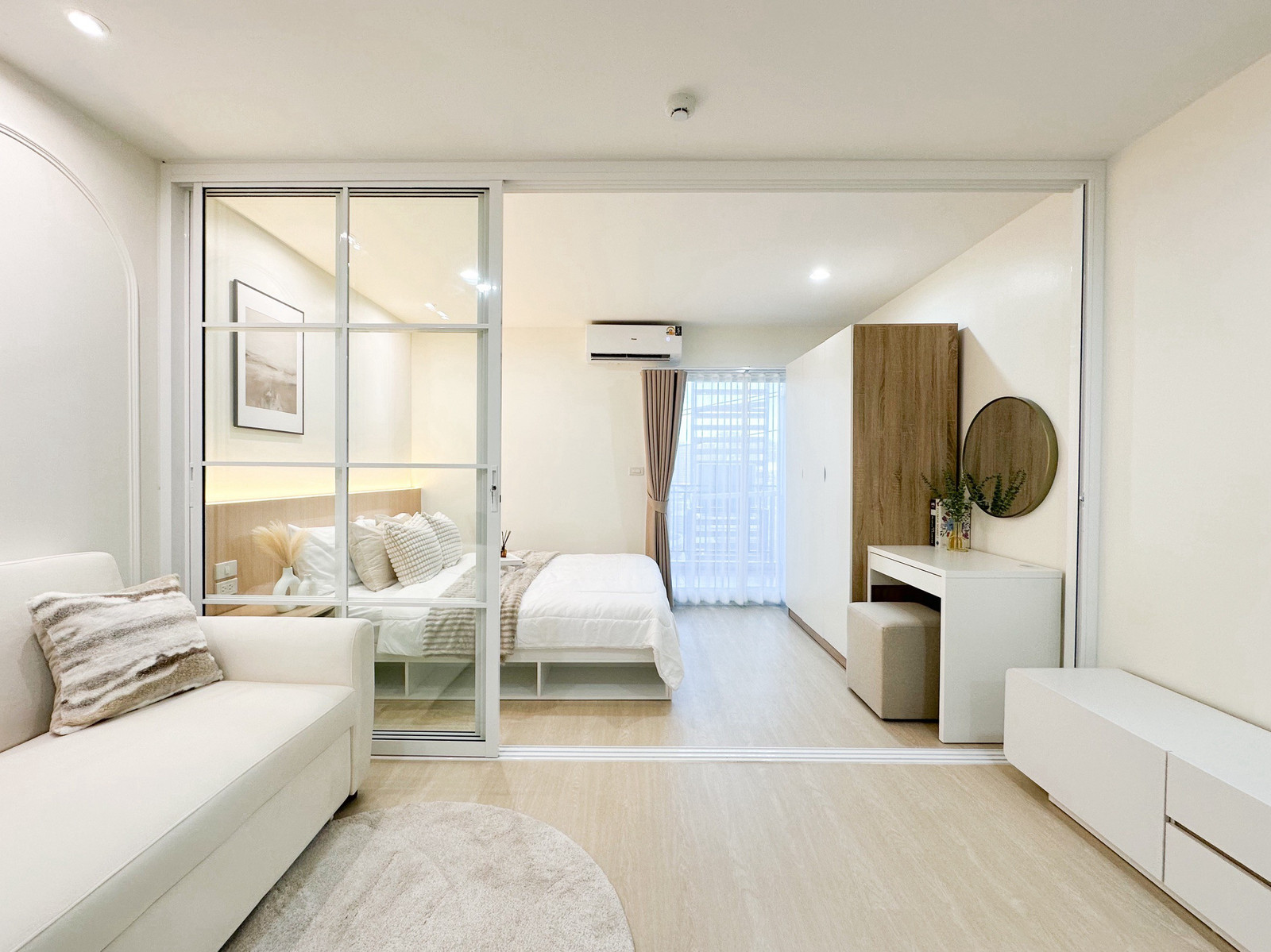 sell! Regent Home 25 Tiwanon, good atmosphere | The room is not hot, fully furnished, ready to move in, convenient travel.