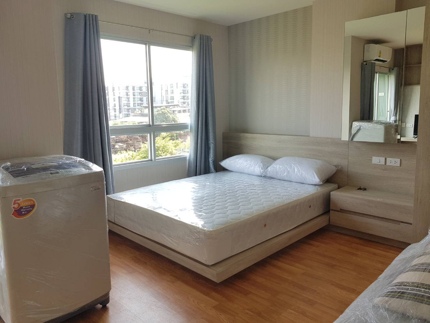 📌 [ P-57413 ] FOR RENT Studio : Lumpini Ville Sukhumvit 76 - Bearing Station 2 ใกล้ BTS สำโรง & BTS แบริ่ง | Line@easythaihome 085-592-2897 