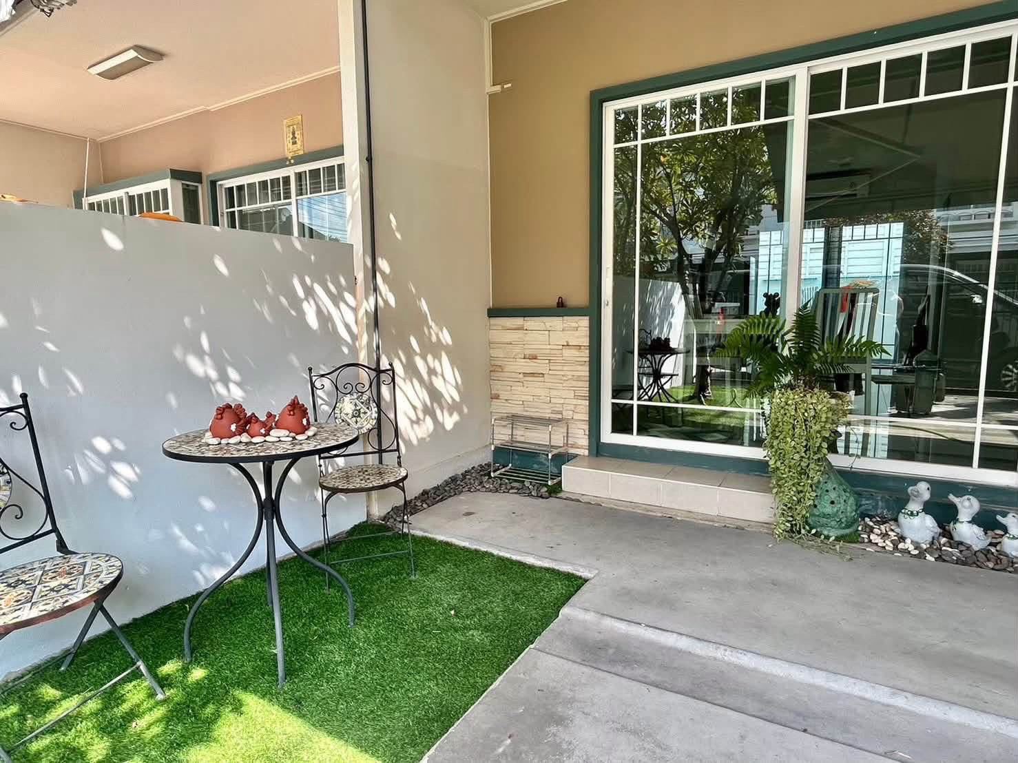 💚🏡 ทาวน์โฮมทำเลบางนา INDY 2 บางนา กม.7 2 ห้องนอน 3 ห้องน้ำ มีเครื่องใช้ไฟฟ้าพร้อมใช้งานหลายรายการ🐈🐈‍⬛ Pet Friendly – รูปที่ 2