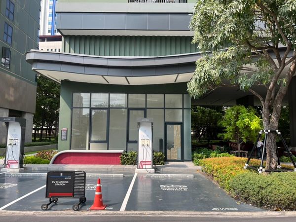 (HL)Opportunity to own Commercial space in The Line Vibe project on Phahon Yothin area. Suitable for investors looking for real estate to create long-term value. and entrepreneurs who need space to conduct business 087-808-3690