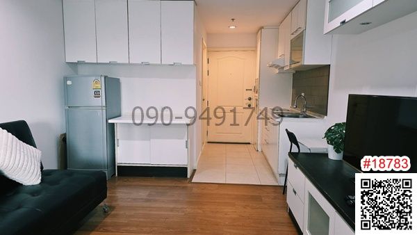Condo for rent, Grand Parkview Asoke, 22nd floor, near BTS Asoke.