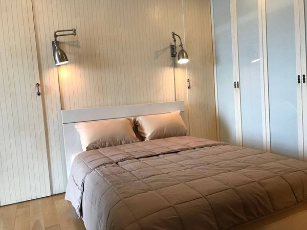 📍 𝐏-𝟏𝟎𝟓𝟏𝟐𝟎 | FOR RENT Hive Sathorn Modern Unit Next to BTS! Near BTS Krung Thon Buri 𝟑𝟎,𝟎𝟎𝟎 THB/mo. | Line: @easycondoplus | 099-229-6397