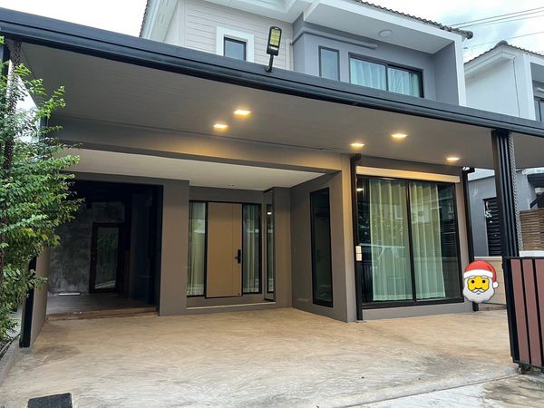 🏡 ให้เช่าบ้านเดี่ยว 2 ชั้น หมู่บ้านอารียา โคโม่ (วงแหวน–รามอินทรา)มี 4 ห้องนอน 2 ห้องน้ำ 1 ห้องแม่บ้าน บ้านพร้อมอยู่ สภาพดีมาก มี สระว่ายน้ำ ฟิตเนส และ 7-Eleven หน้าหมู่บ้าน 🔥เพียง 27,000 บาท/เดือน