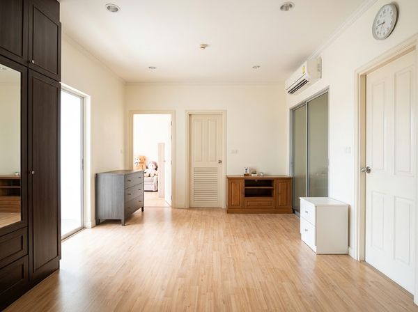 🔥 **For Sale: The Niche ID Rama 2 Phase 1  | Near MRT Bang Mot