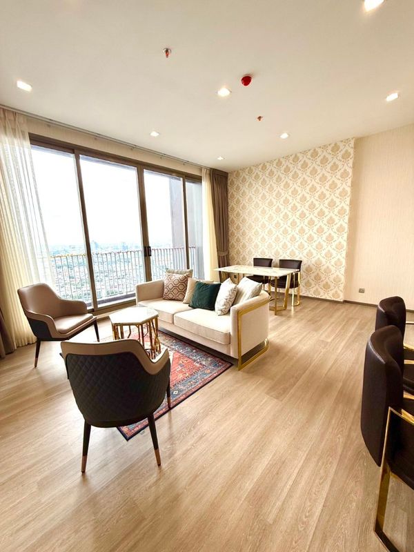 (HL)Luxury condo, Charoenkrung-Sathorn location, fully furnished at Rhythm Charoenkrung Pavillion.