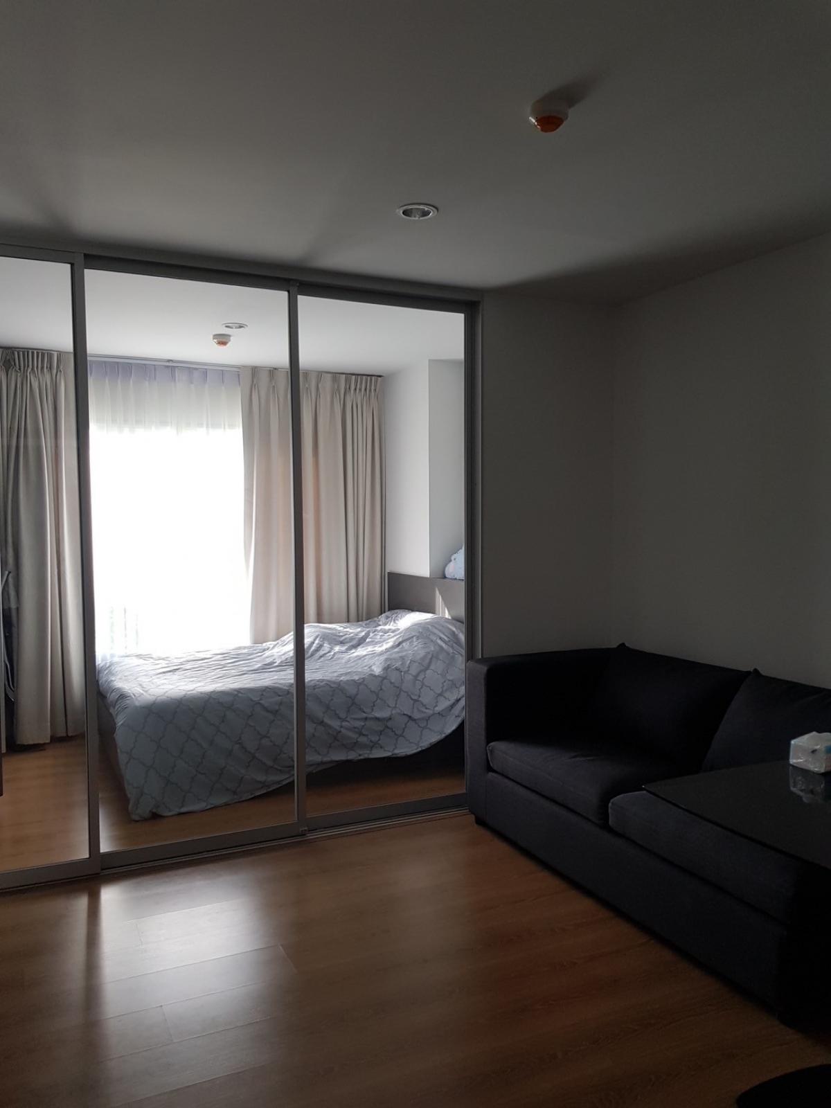 Condo for rent, Hall mark Chaengwattana 17, size 29 sq m., price 7,000 baht, 2nd floor, Building B, Room 47/12, opposite Central Chaengwattana. Next to the main road, easy to enter and exit. (New room ready to move in) Condo for rent, Hall mark Chaengwattana 17, size 29 sq m., price 7,000 baht, 2nd floor, Building B, Room 47/12, opposite Central Chaengwattana. Next to the main road, easy to enter and exit. (New room ready to move in)