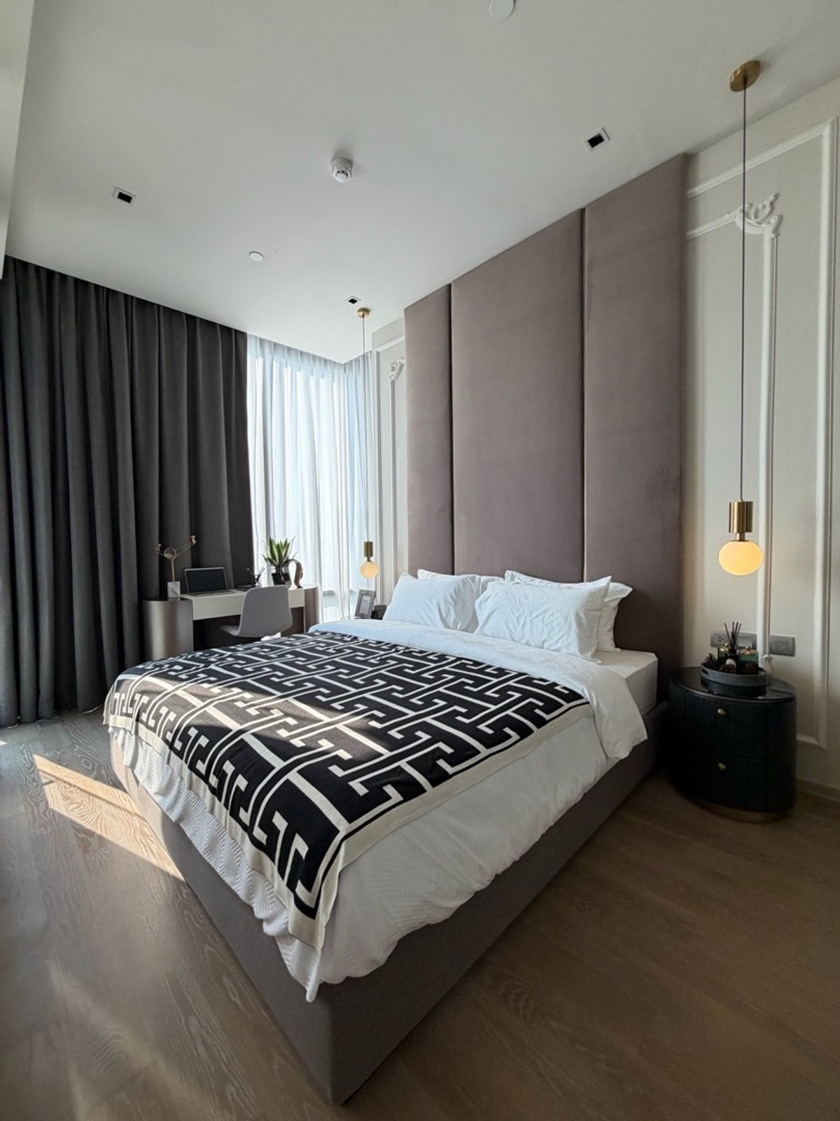 🔥Ashton Silom ขายห้องใหม่จากโครงการ | 50 ตร.ม. แต่งหรู พร้อมนัดชม 📱085-9455-666 (เฟิร์ส)

