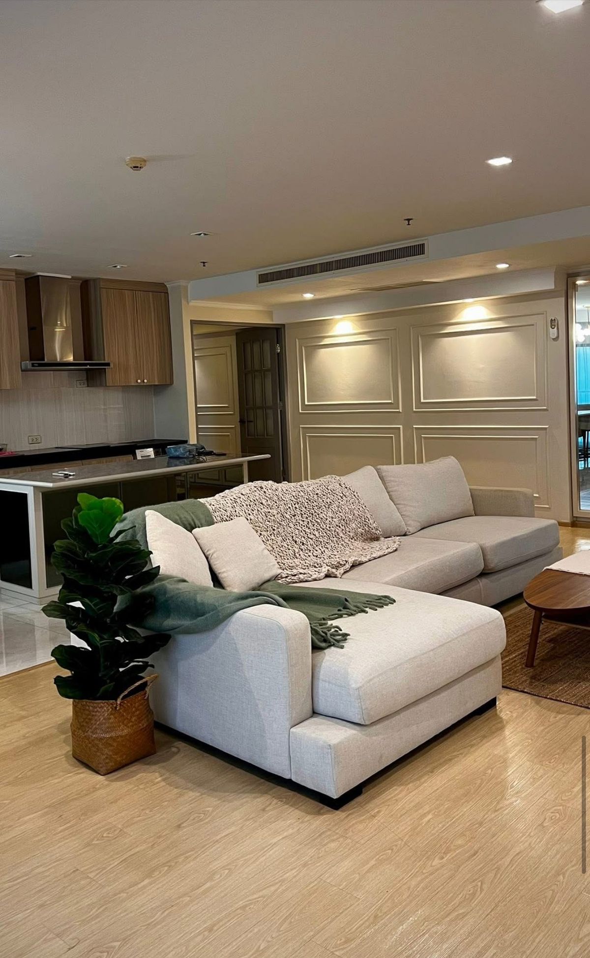 +++ เช่าด่วน+++ Noble Remix*, 3 ห้องนอน ขนาด 168 ตร.ม. แต่งสวยครบพร้อมอยู่ – รูปที่ 2