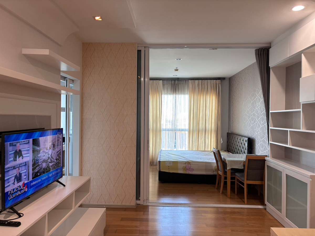 ++เช่าด่วน++ HIVE SATHORN CONDO** 1 ห้องนอน 45 ตร.ม. แต่งครบพร้อมอยู่!!! ++เช่าด่วน++ HIVE SATHORN CONDO** 1 ห้องนอน 45 ตร.ม. แต่งครบพร้อมอยู่!!!