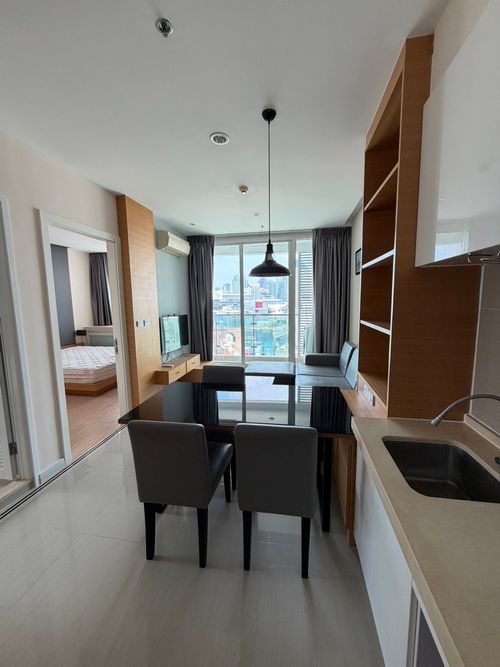 For Rent Condo TC Green near MRT Rama 9, Fully Furnished and Facilitators with good view and location