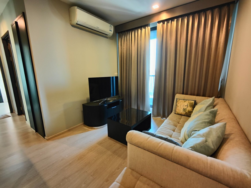 Condo for sale: Rhythm 44/1, next to BTS Prakanong, 2 bedrooms, 1 bathroom, high floor, city view, no block view 8MB