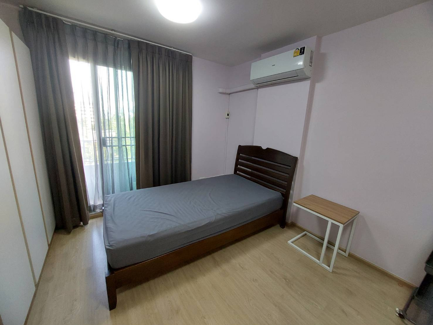 Elio Sukhumvit 64 has a washing machine, fully furnished, price 10,000 baht. Elio Sukhumvit 64 has a washing machine, fully furnished, price 10,000 baht.