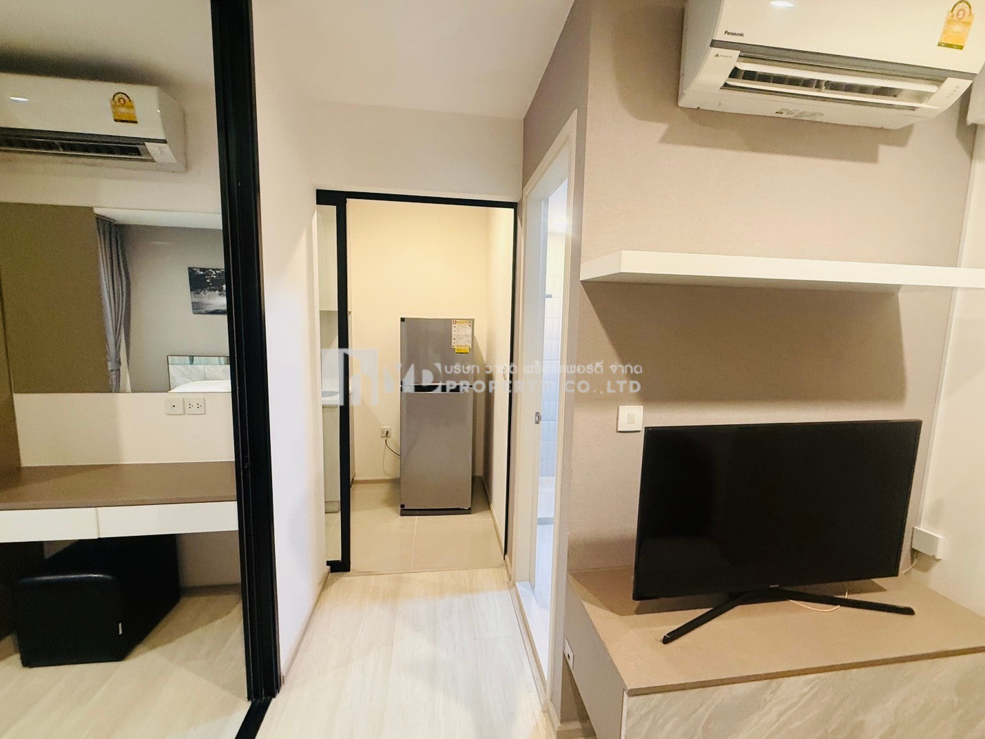Life Asoke for Rent 18,000 THB | Near Airport Rail Link Makkasan & MRT Phetchaburi | Fully Furnished 1BR Pool View – รูปที่ 4