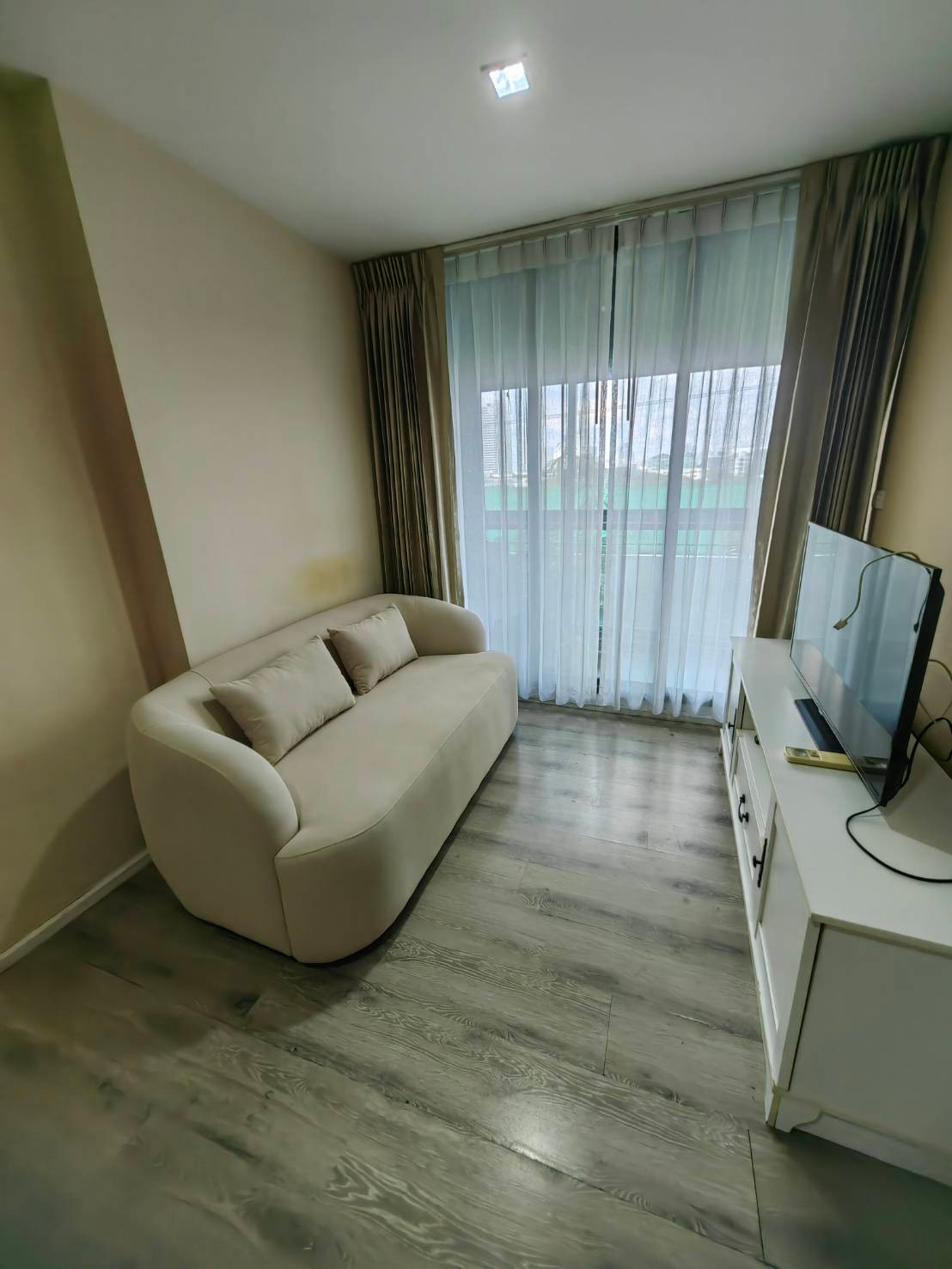 For rent KnightsBridge Condominium Bearing Sukhumvit 107 2 bedrooms 51 sq m, 15,000 / month For rent KnightsBridge Condominium Bearing Sukhumvit 107 2 bedrooms 51 sq m, 15,000 / month