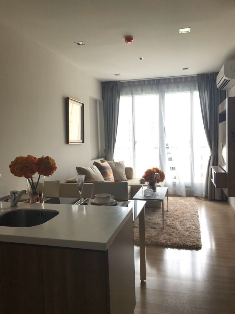 Condo rhythm sathorn for rent Condo rhythm sathorn for rent