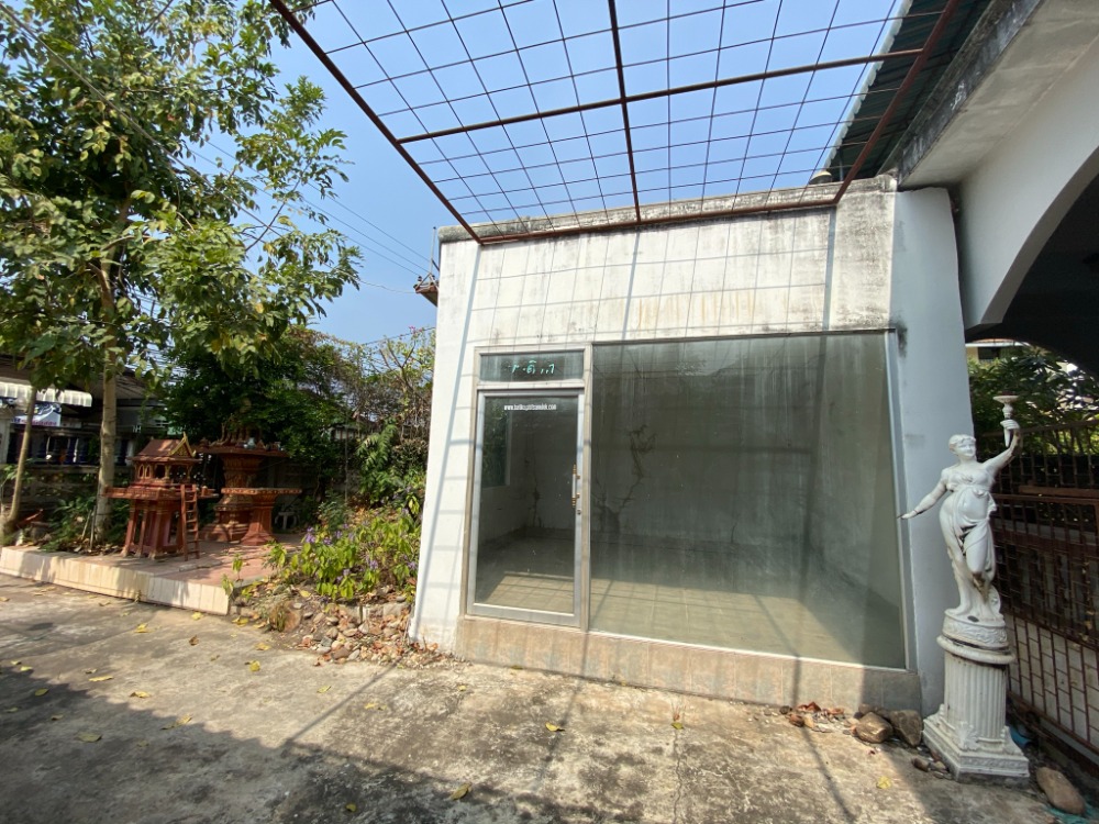 ขายบ้านเดี่ยวหลังใหญ่ ใจกลางเมืองพิษณุโลก – รูปที่ 3