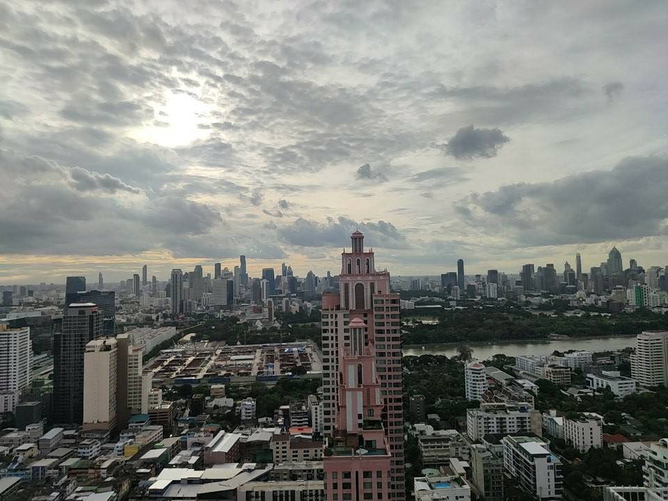Condo Park 24 for rent