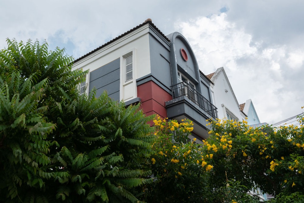 Home office ซอยลาดพร้าววังหิน 34 หมู่บ้านชาลิสา ตกแต่งพร้อม ให้เช่า Home office ซอยลาดพร้าววังหิน 34 หมู่บ้านชาลิสา ตกแต่งพร้อม ให้เช่า
