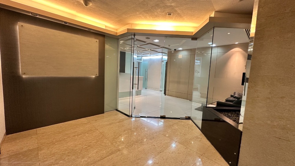 “Office For Rent“ connects to the BTS Chong Nonsi Station. – รูปที่ 3