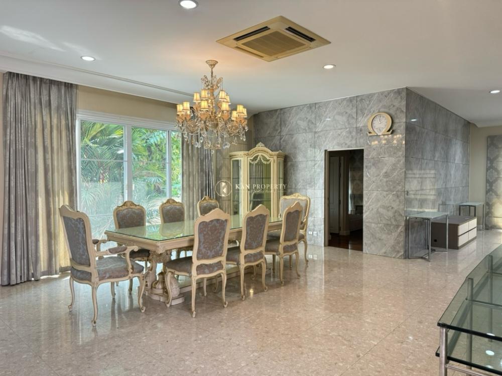 For Rent, a beautiful luxury detached house, Grand Bangkok Boulevard Sathorn, 4 bedrooms, Fully furnished, ready to move in, Special price!!️