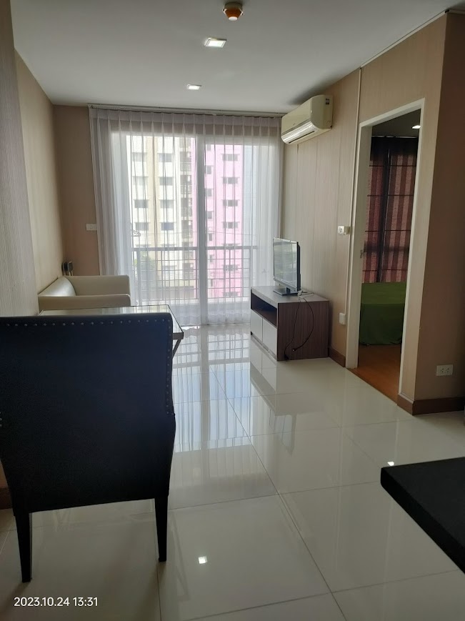 Airlink resident romklao condo for rent