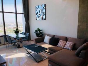 for rent The Emporio place duplex