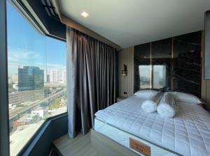 for rent Life ladprao 1 bed corner unit