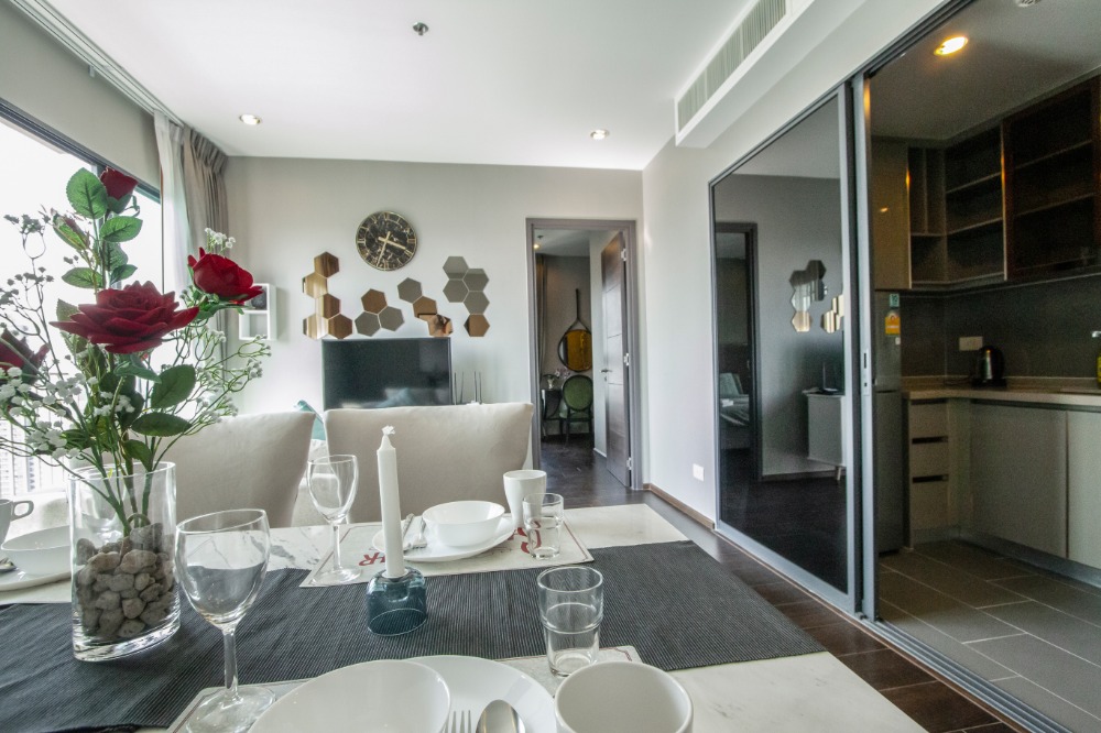 Condo C Ekkamai for rent