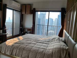 for rent Noble refine 1 bed 55sqm corner