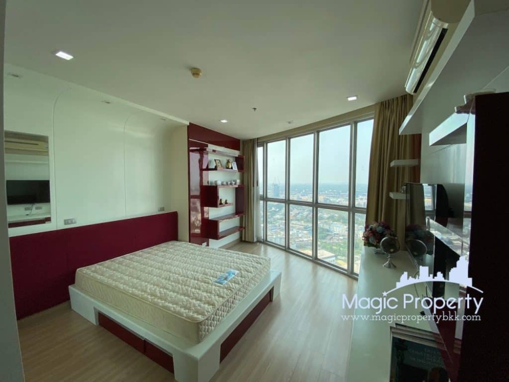 3 Bedrooms Condo For Sale in Sky Walk Residence, Phra Khanong Nuea, Wattana, Bangkok