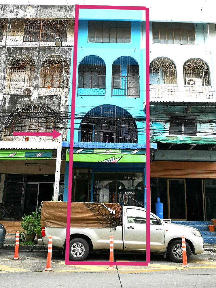 Urgent sale!! Selling the cheapest!! 4 storey commercial building for sale, 1 booth, 19.5 sq m, Soi Phatthanakan 61, in front of Muang Thong 2/2, good location, near Airport link Huamark and MRT Yellow Line Urgent sale!! Selling the cheapest!! 4 storey commercial building for sale, 1 booth, 19.5 sq m, Soi Phatthanakan 61, in front of Muang Thong 2/2, good location, near Airport link Huamark and MRT Yellow Line