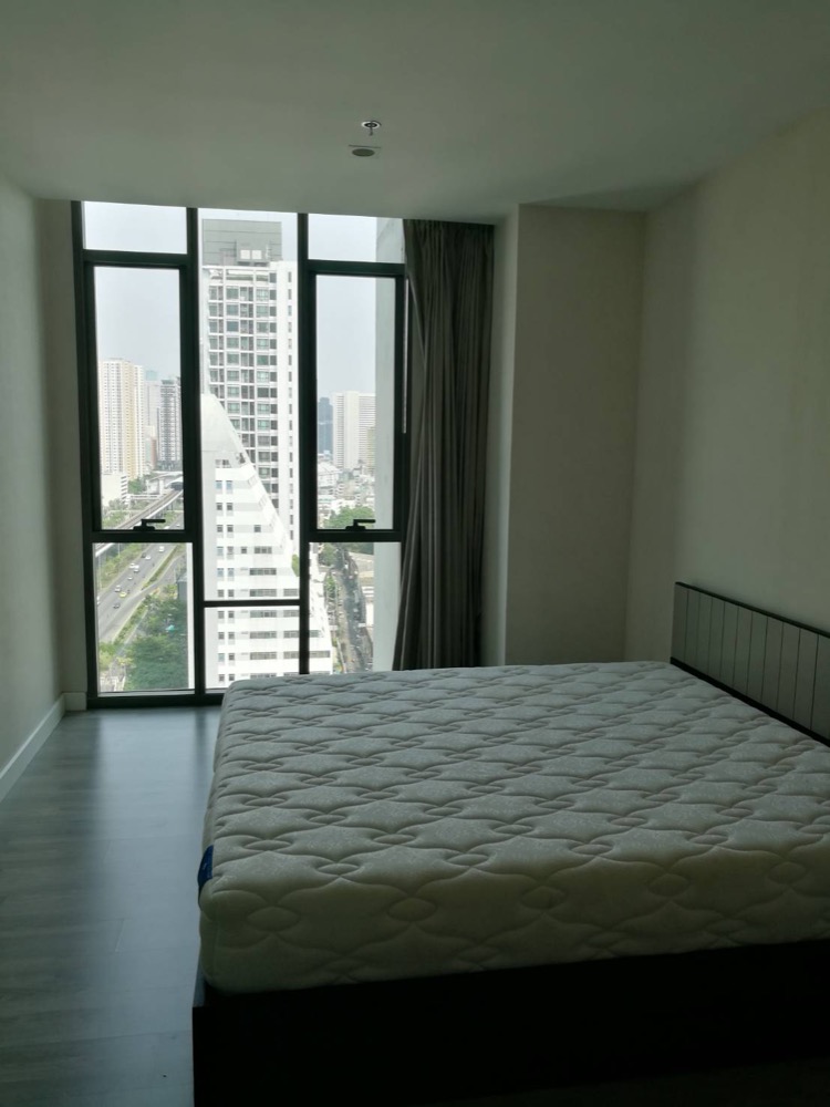 for rent The Room bts wongwienyhai special price