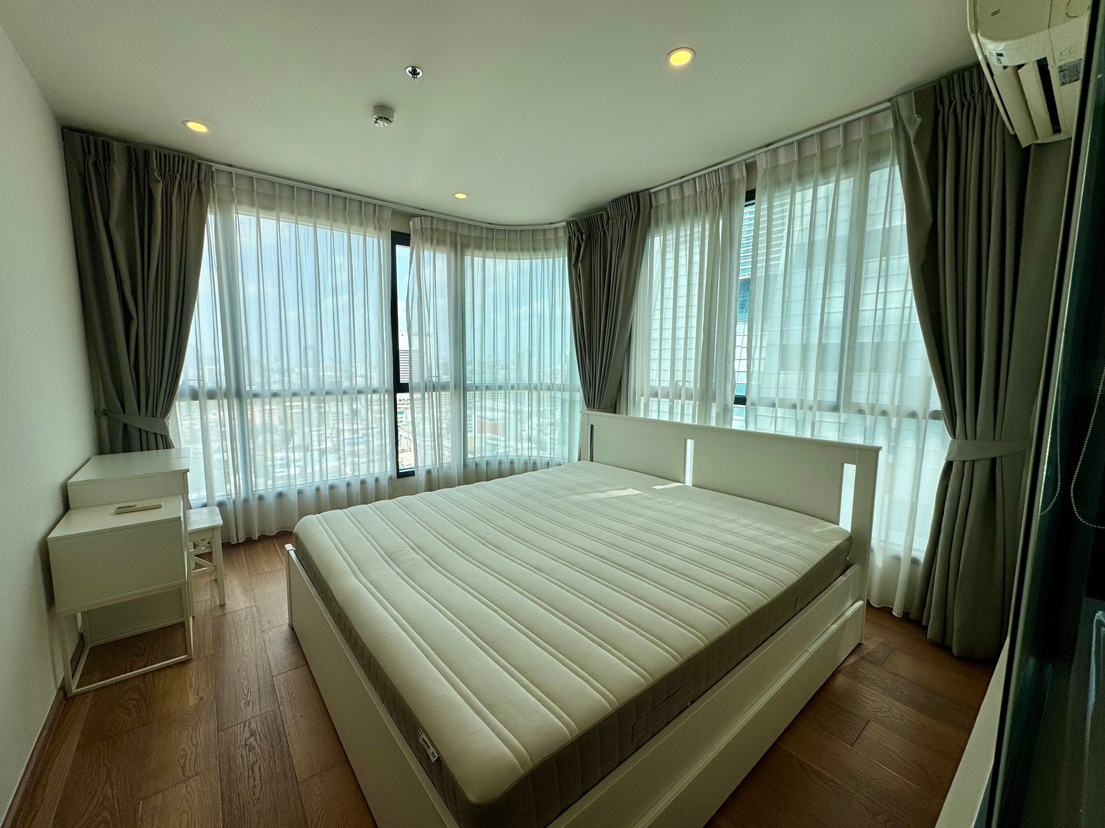 Q Chidlom – Phetchaburi  (2 bedroom 2 bathroom)