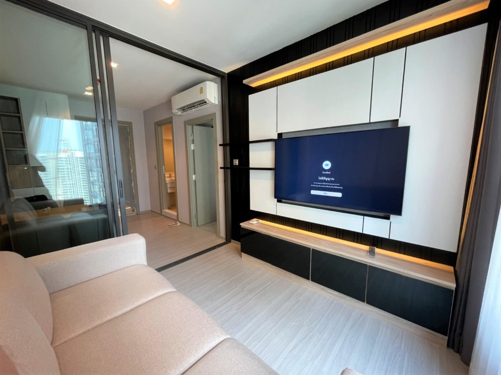 Life Asoke Rama 9 for Rent (MRT Rama9) Life Asoke Rama 9 for Rent (MRT Rama9)