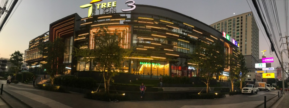 Space for rent, Tree on 3 Rama 3 Shopping Center, next to BRT Charoen Rat Station