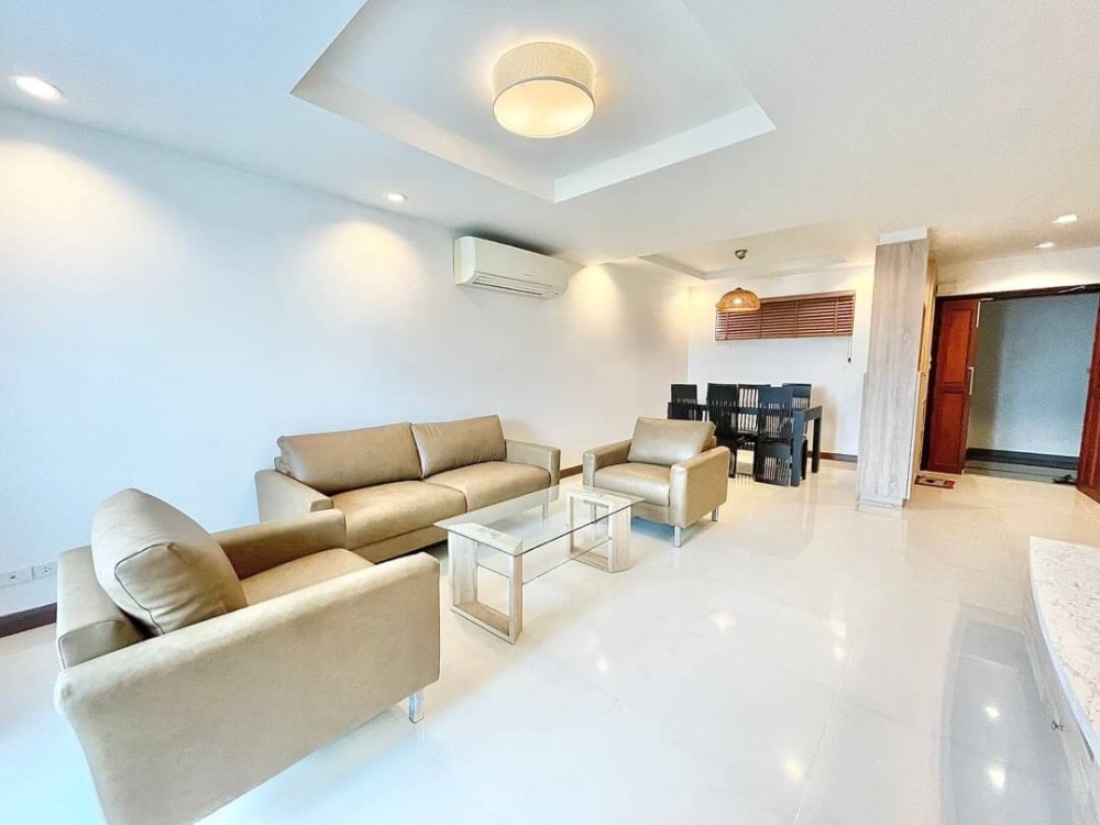RENT - Royal Castle Sukhumvit 39 (3 Beds 133 sqm) 50,000 THB RENT - Royal Castle Sukhumvit 39 (3 Beds 133 sqm) 50,000 THB