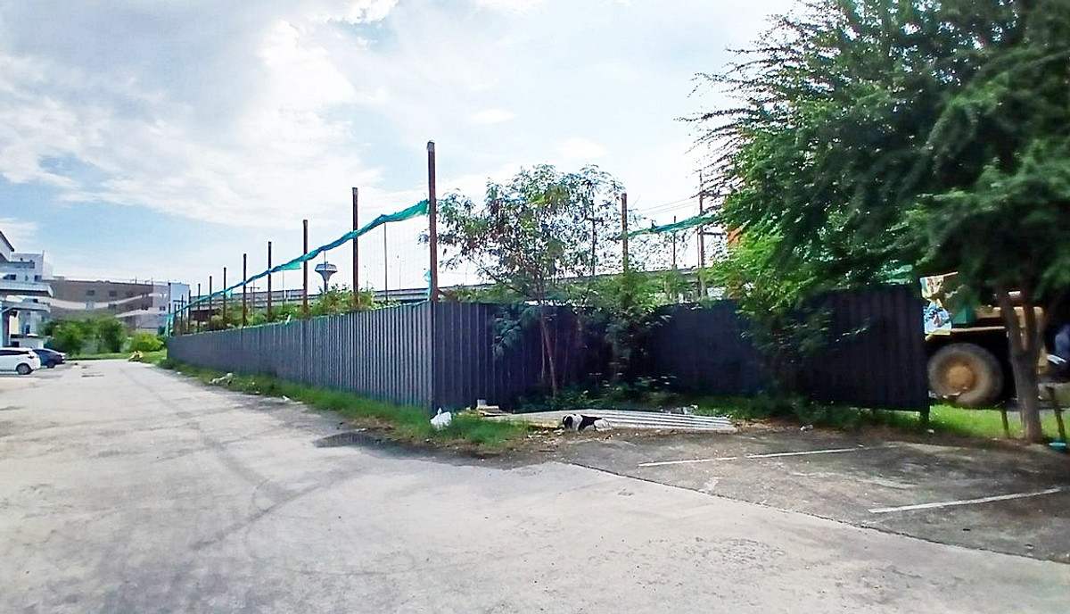 For inquiries, call 081-147-8118, near the main road Bangna-Trad km. 42, near the airport, near the pier, near Amata Nakorn Industrial Estate. Near Wellgrow Industrial Estate – รูปที่ 3