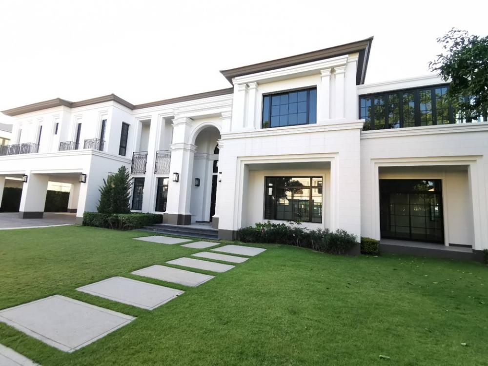 Baan Sansiri Pattanakarn 5bed 6bath 232 Sq wah 220,000,000 Am: 0656199198