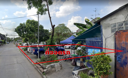 ขายด่วน !! ตึกแถว ถนนบอนด์สตรีท ใกล้เมืองทองธานี พร้อมผู้เช่า แจ้งวัฒนะ ปากเกร็ด 33 ตรงข้าม สุโขทัยอเวนิว 99 ทำเลดีมาก 4.5 ชั้น 15.7 ตรว – รูปที่ 3