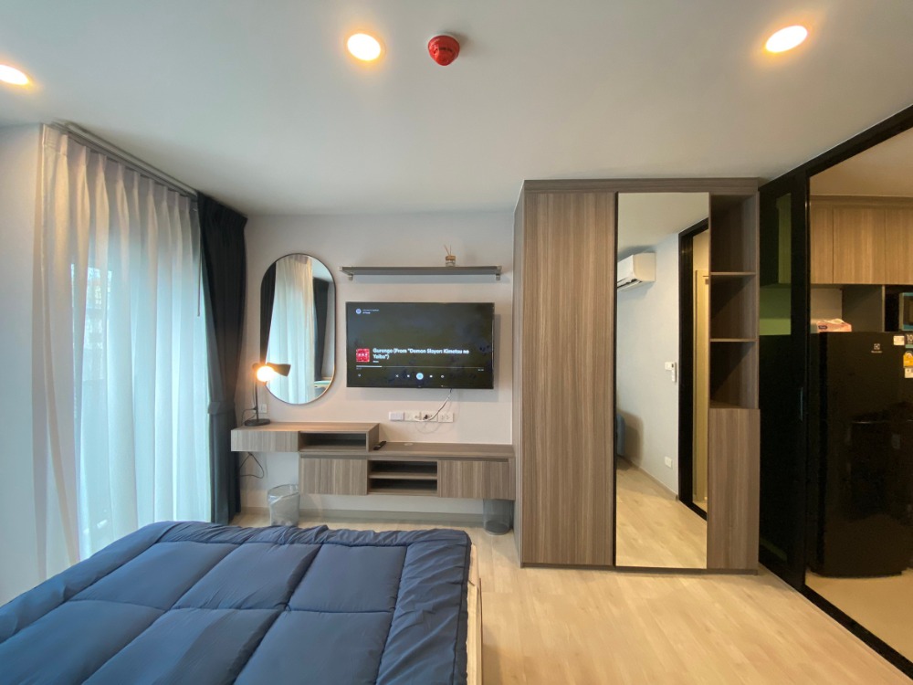 *Corner corner, very private / complete with items, laundry included: Condo for rent, The Origin Sukhumvit 105, complete with items, BTS Bearing, Soi Lasalle. *Corner corner, very private / complete with items, laundry included: Condo for rent, The Origin Sukhumvit 105, complete with items, BTS Bearing, Soi Lasalle.