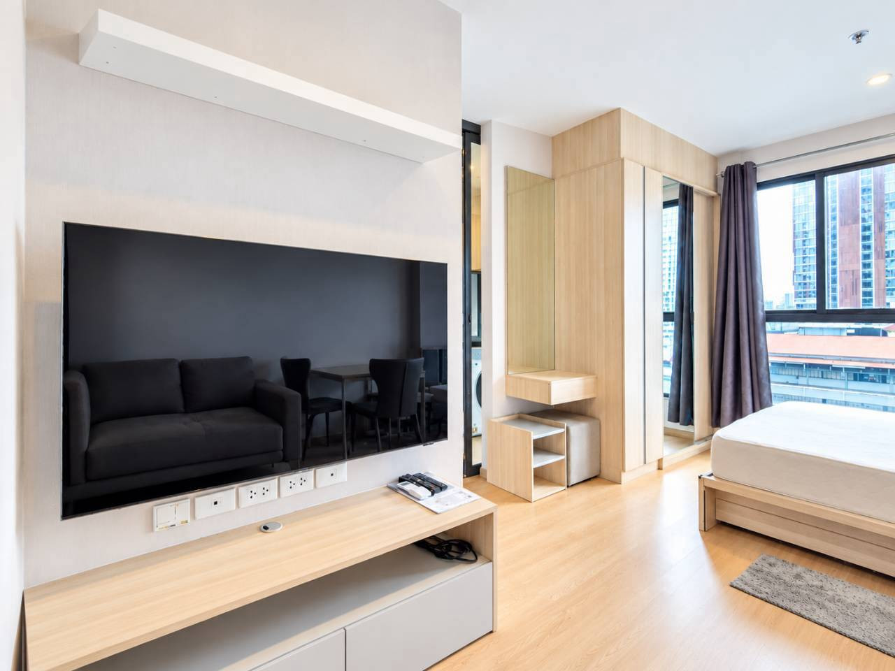 AVAILABLE ✨ FOR RENT    🎖️ IDEO O2 🎖️ STUDIO  27sqm  Close Kitchen   11,000 THB / Month