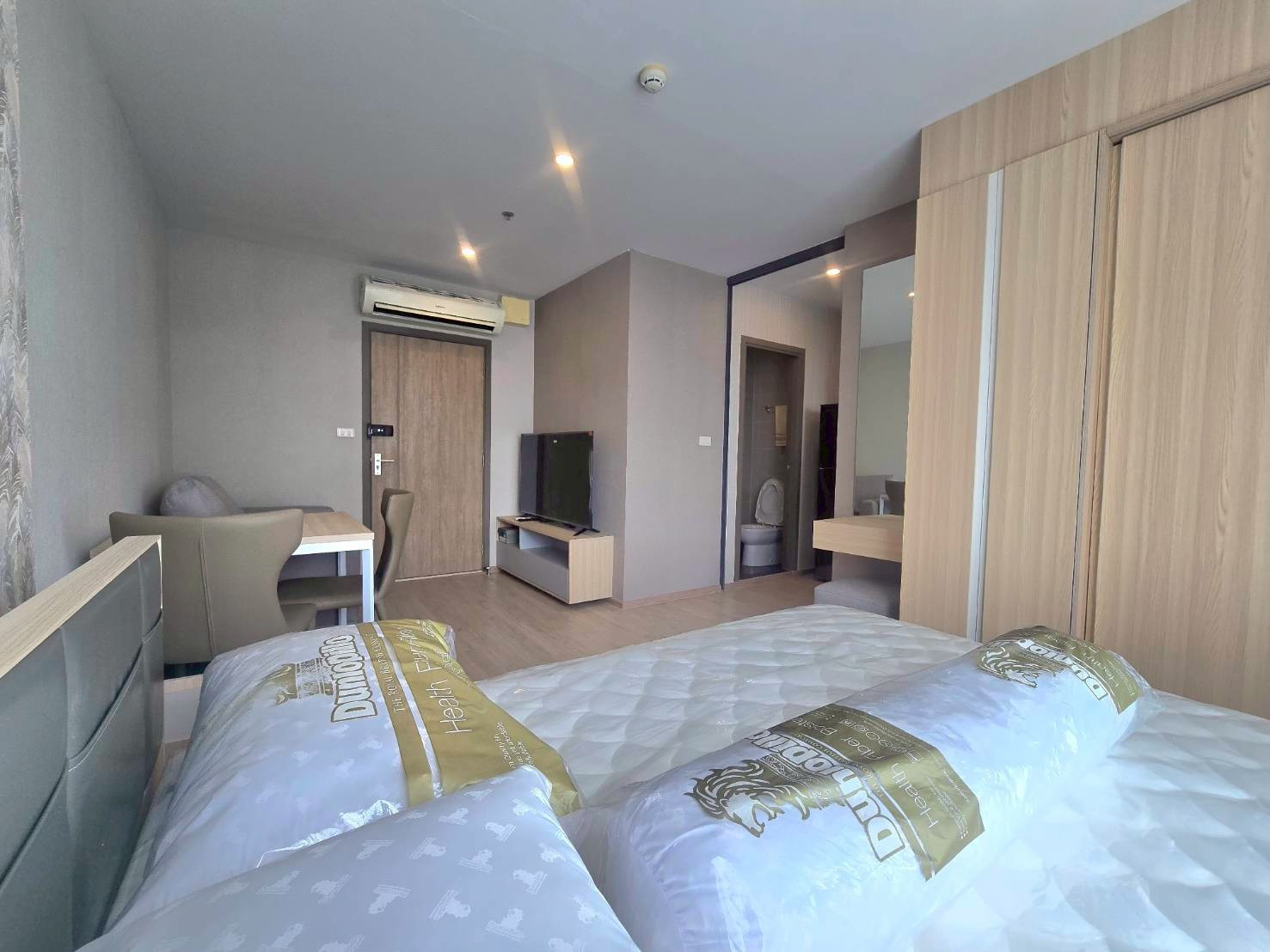 Condo for rent, Ideo O2, high floor, north side, not hot, beautiful view, 12,000 baht