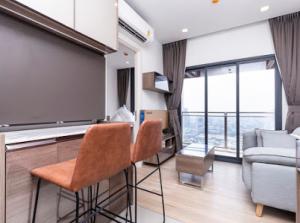 for rent super deal The line phahol pradipat 1 bed