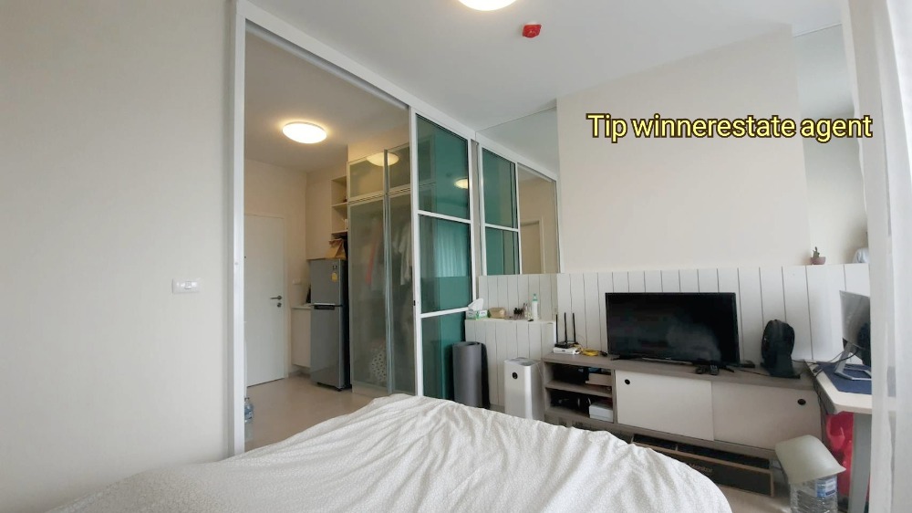 Condo for sale Chapter One ECO Ratchada - Huaikwang, 10th floor, in the heart of Ratchada-Huay Kwang, near the BTS, ready to move in immediately. Condo for sale Chapter One ECO Ratchada - Huaikwang, 10th floor, in the heart of Ratchada-Huay Kwang, near the BTS, ready to move in immediately.