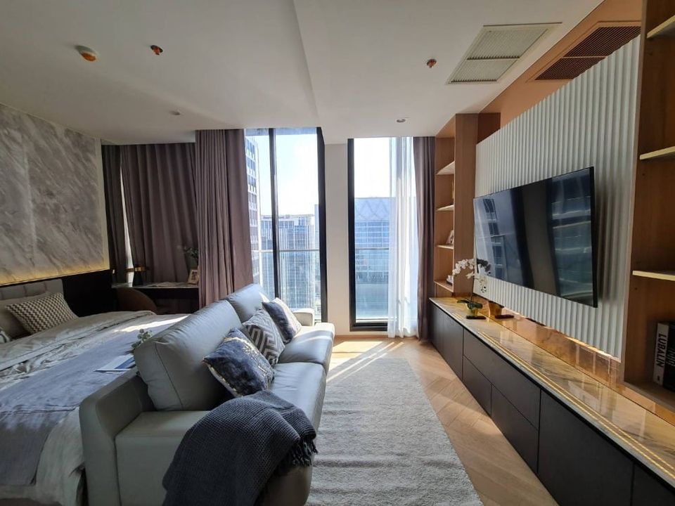 ขาย noble ploenchit high floor