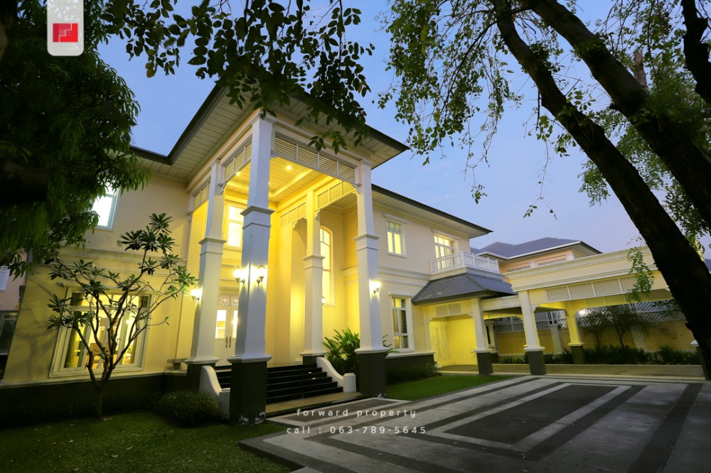 Luxury house for sale, The Royal Residence Kaset-Nawamin Contemporary Series, 196 sq w, 4 bedrooms, 6 bathrooms, 65 million baht. Luxury house for sale, The Royal Residence Kaset-Nawamin Contemporary Series, 196 sq w, 4 bedrooms, 6 bathrooms, 65 million baht.