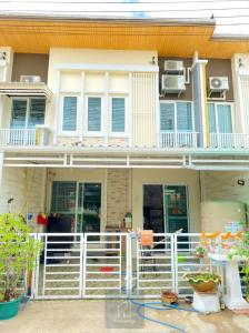 Townhome for sale (2 floors), Golden Town 2, Onnut-Ladkrabang, 125 sq m., 20 sq. wah, fully furnished. and more decorations