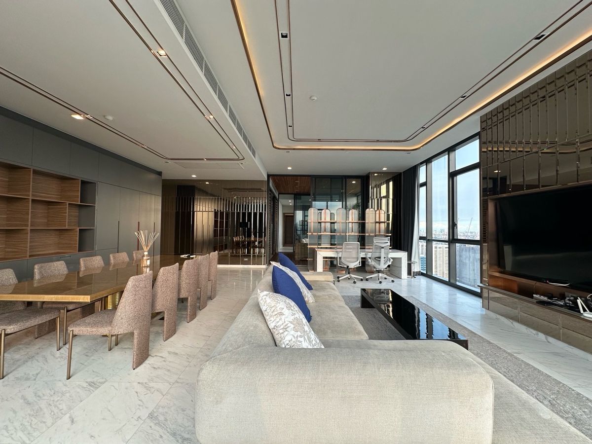 Rental : The Monument Thonglo 3 Bedroom 4 Bathroom 2 Kitchen room 1 Made room, Size  253 S.qm, 37th Floor  – รูปที่ 2